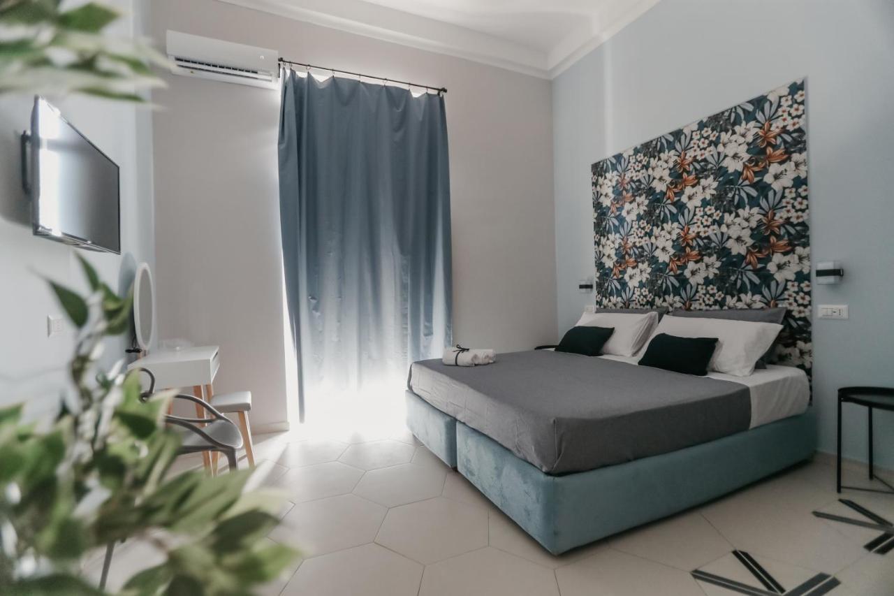 Domus Marina Rooms Naples Exterior photo