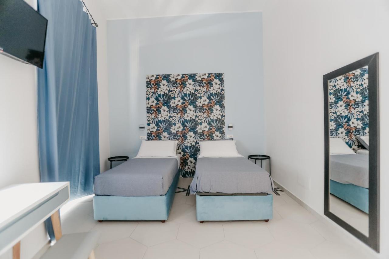 Domus Marina Rooms Naples Exterior photo
