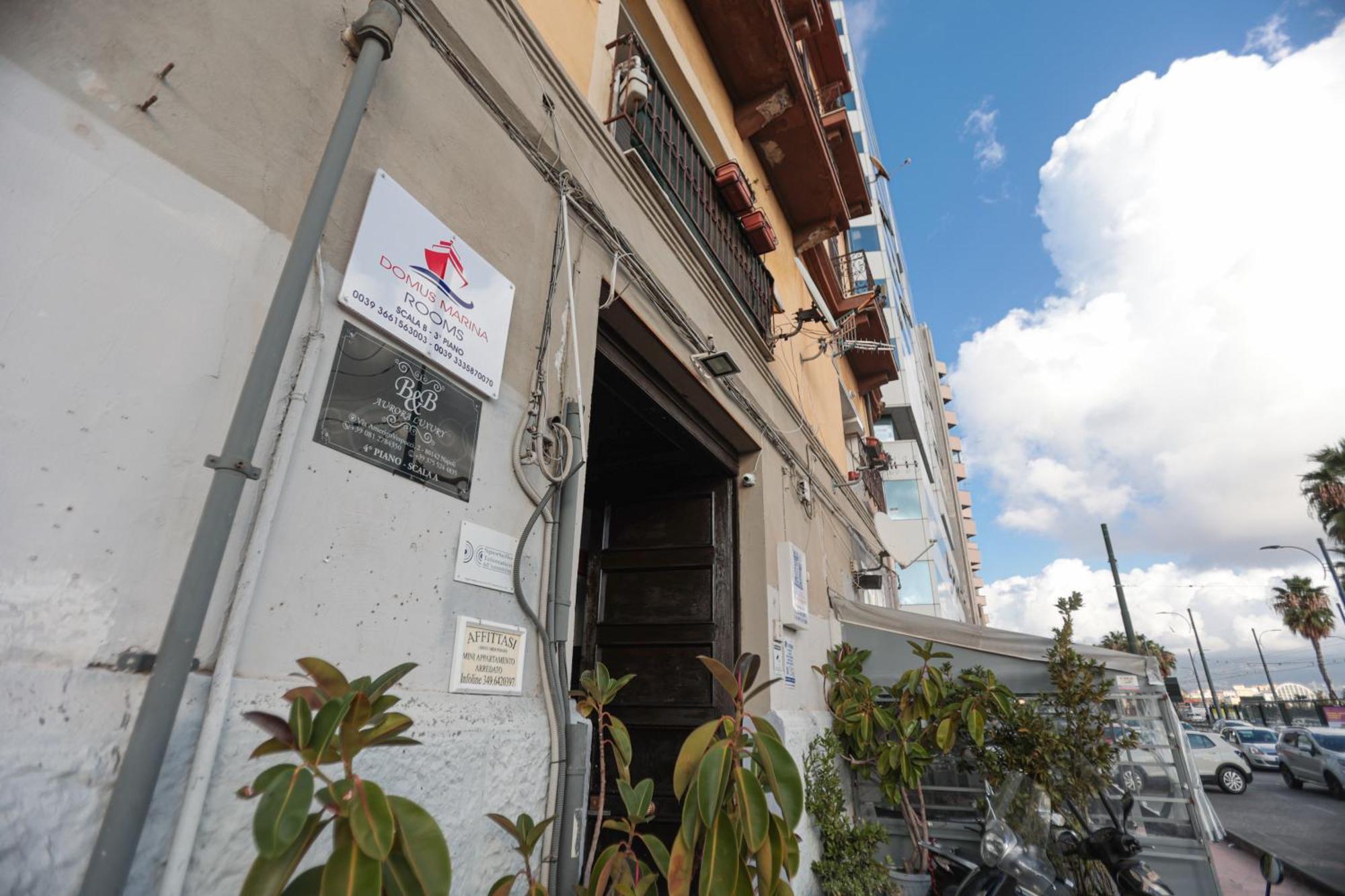 Domus Marina Rooms Naples Exterior photo