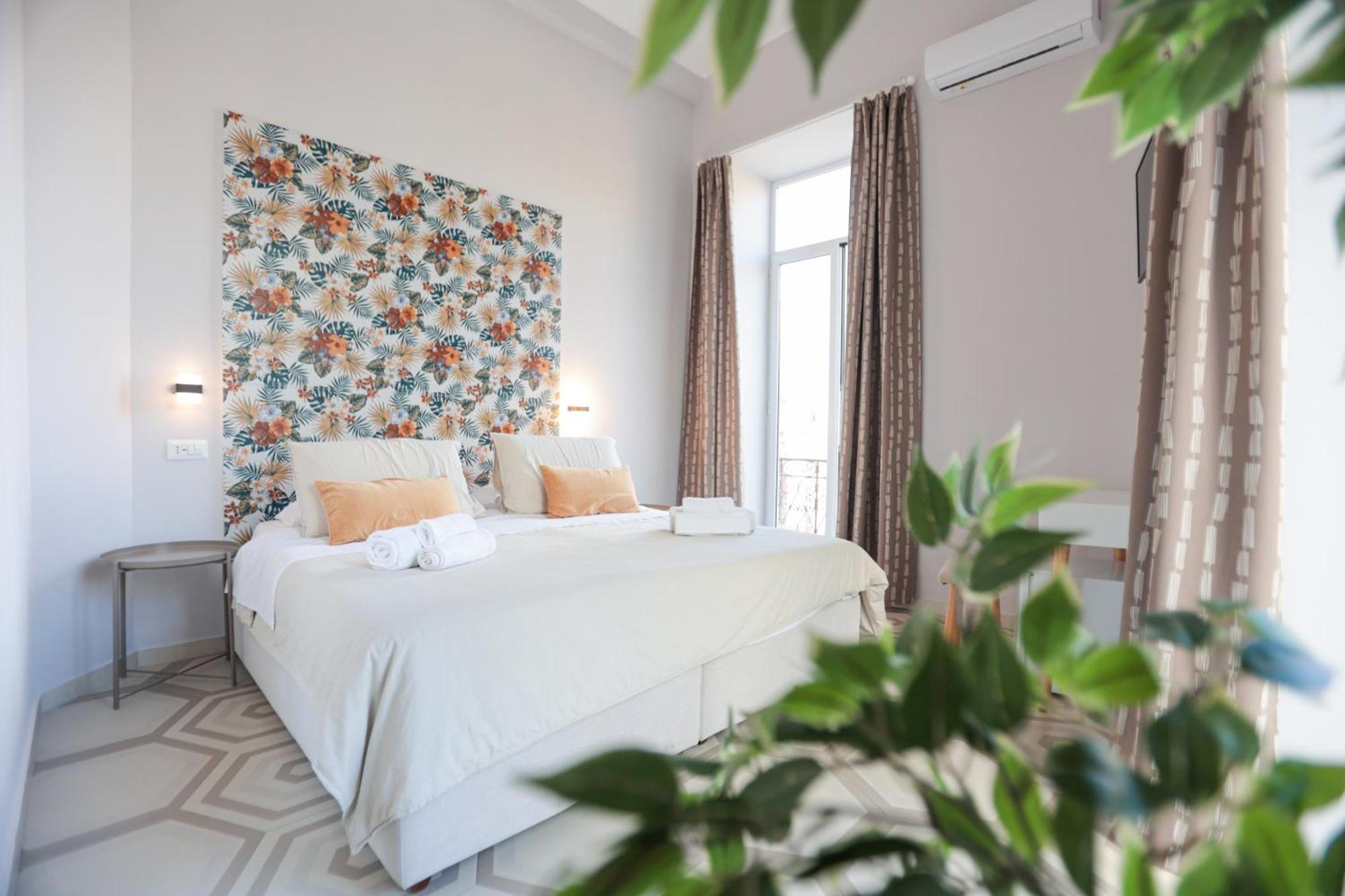 Domus Marina Rooms Naples Exterior photo